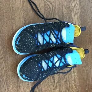 LeBron Nike Size 8